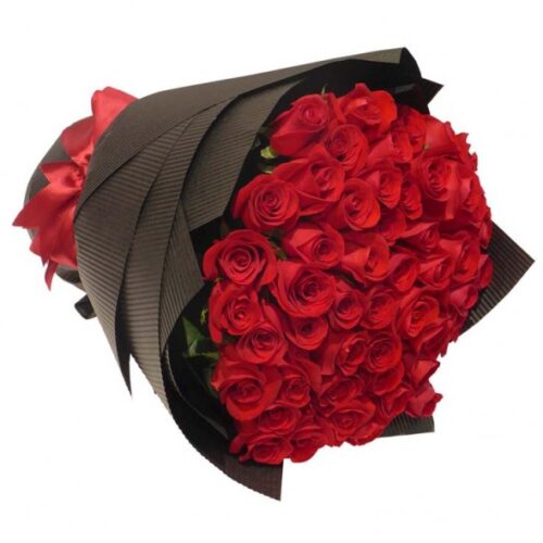 Bouquet 100 rose rosse Gambo Lungo