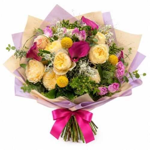 bouquet Giada rose inglesi,eucalipto,e fiori misti