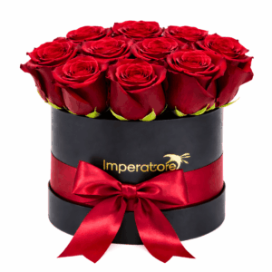"Black Luxury": Flower Box Nera con Rose Rosse Premium